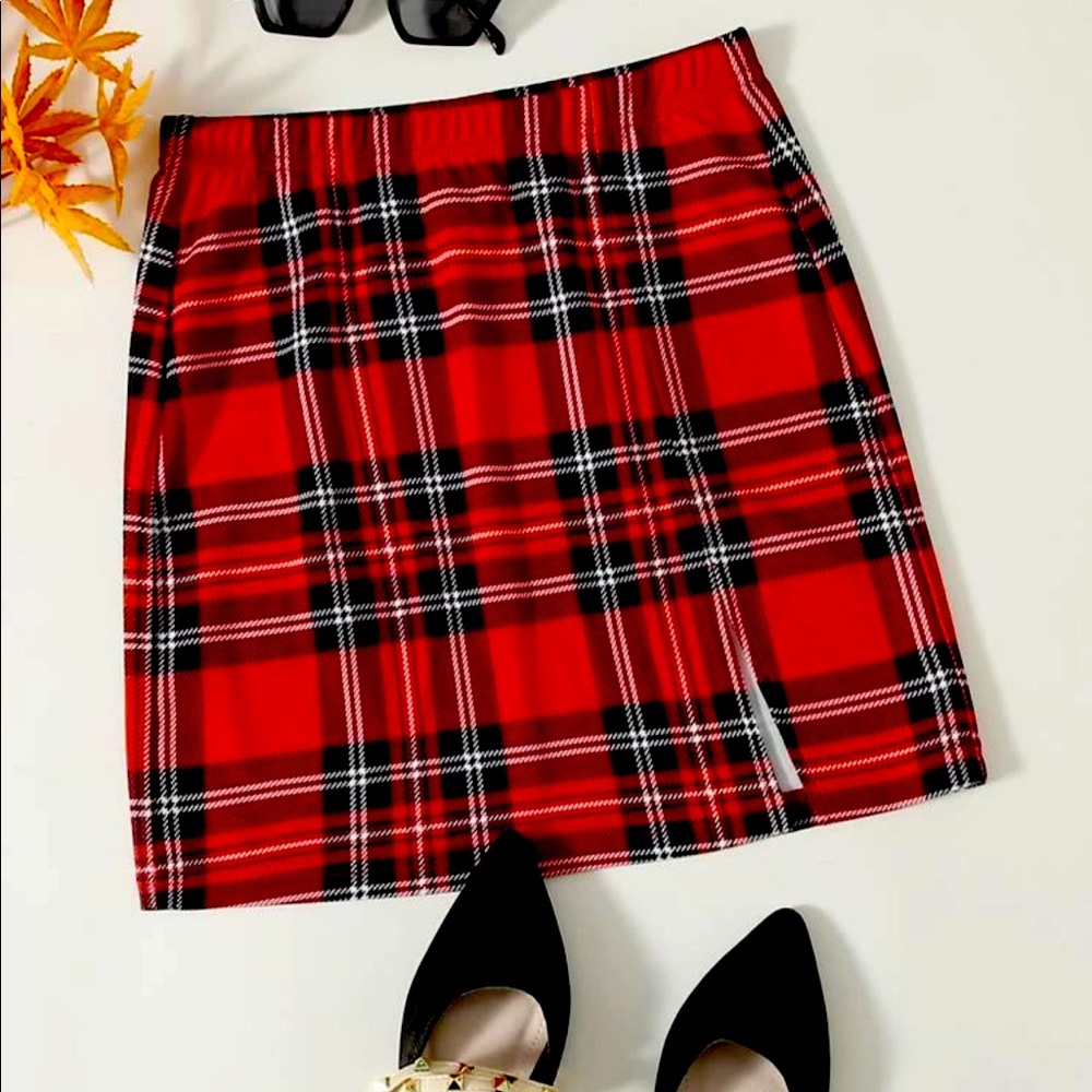 Plaid mini skirt